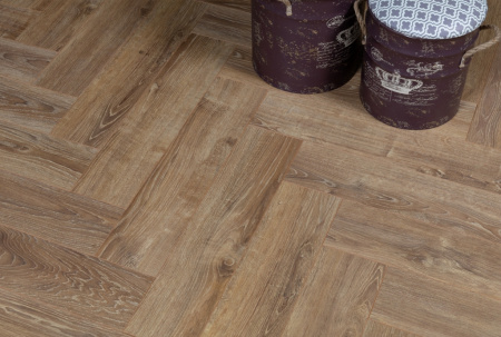 Alsafloor_(Альсафлор)_HERRINGBONE_(Английская_ёлка)_622_Дуб_Балеарский_(Balearic_oak)_(8)