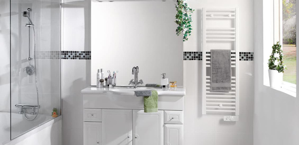 Hlektrikh-petsetokremastres-baniou-Atlantic-2012_new