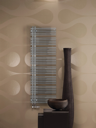 zehnder-yucca-star-vodyanoj-polotencesushitel_1